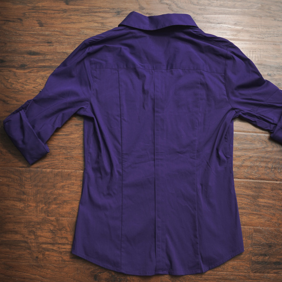 🆕️ EXPRESS: NWT Essentials Purple Leopard Shirt - Picture 5 of 7